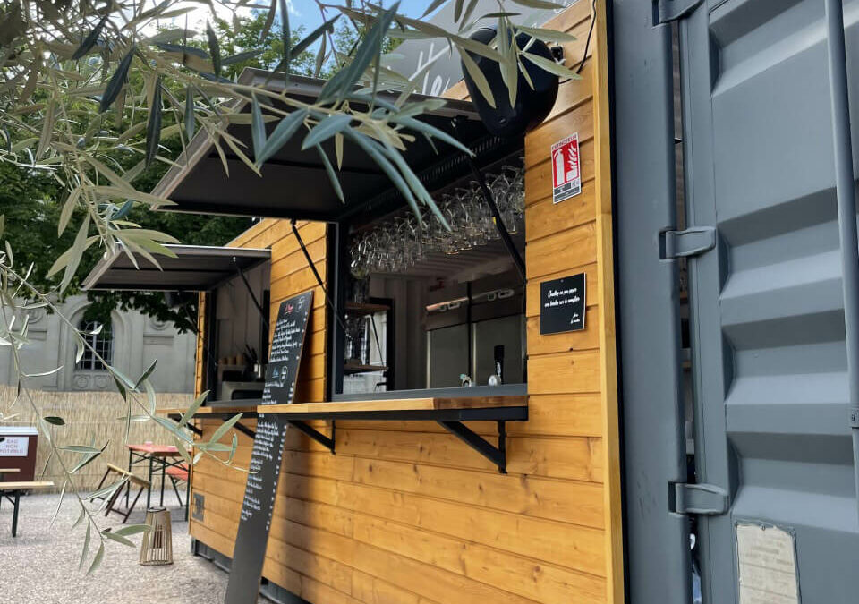 Bar container : optez pour un bâtiment recyclé !